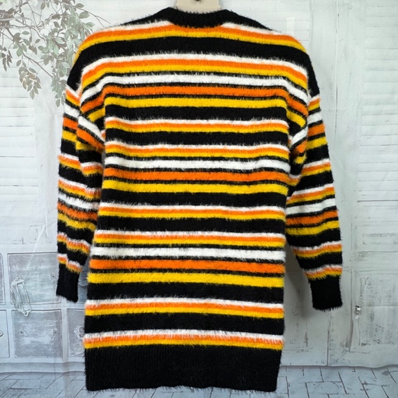 Sweet Society Womens Striped Black Orange Candy Corn Eyelash Sweater Sz. S M - Picture 11 of 11